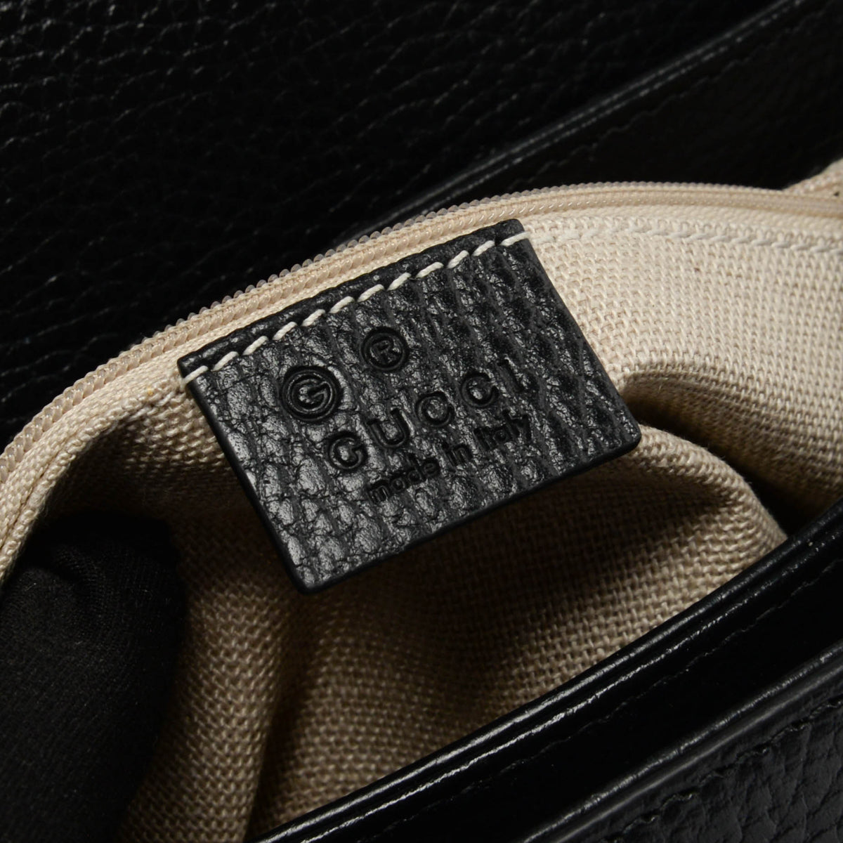 Gucci Black Dollar Calfskin Interlocking G Top Handle Bag