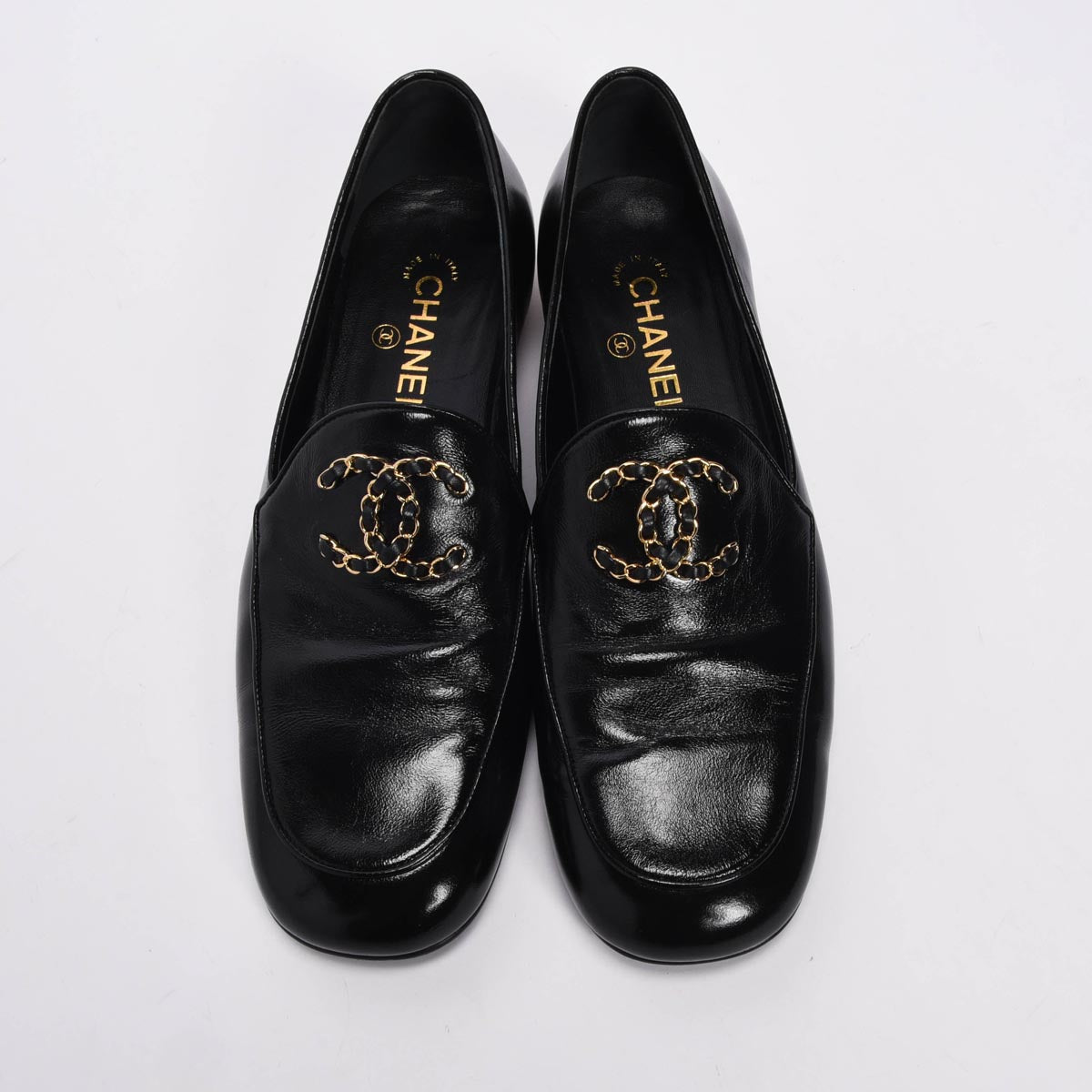 Chanel Black Glazed Goatskin Chain CC Loafers 41