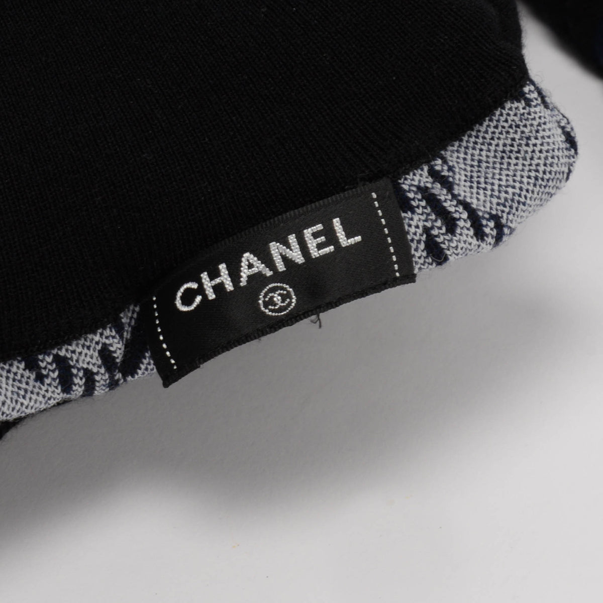 Chanel Navy & Black Quilted Coco Neige Motifs Sweater FR 34