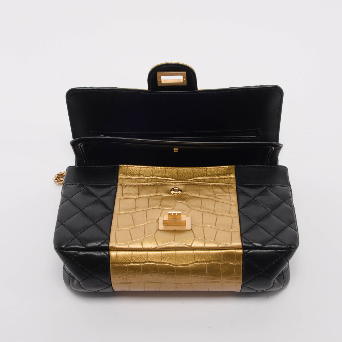 Chanel Black Lambskin Croc Embossed 2.55 Reissue 225 Flap Bag