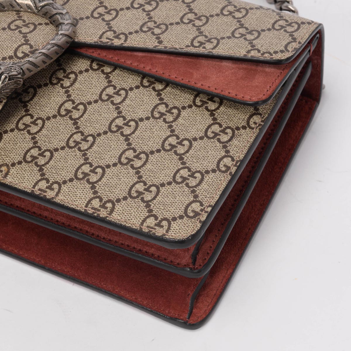 Gucci Blooms GG Supreme Small Dionysus Bag