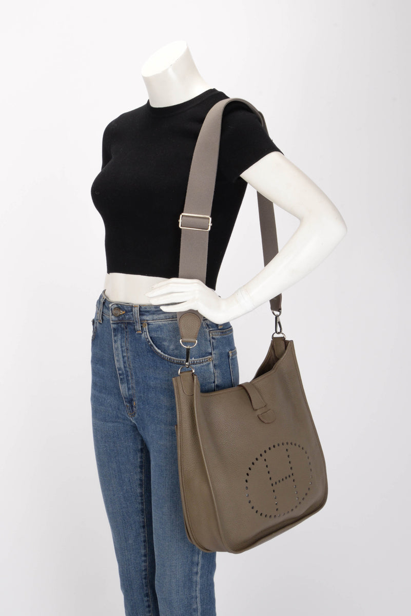 Hermes Etoupe Clemence Evelyne III 29