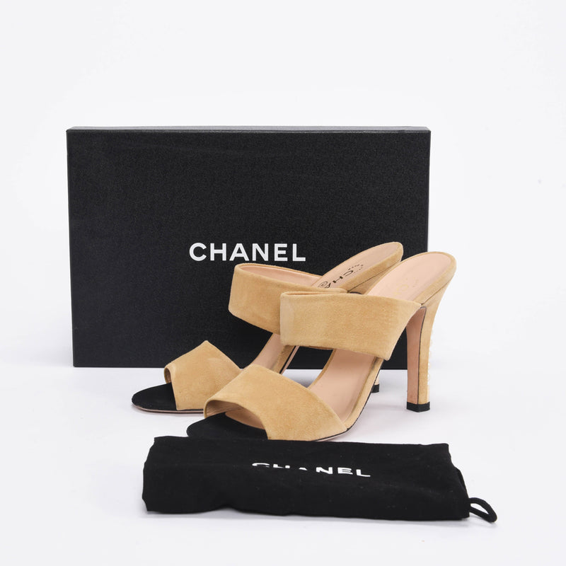 Chanel Beige Goatskin Suede Pearl Heel Sandals 40.5 - Blue Spinach