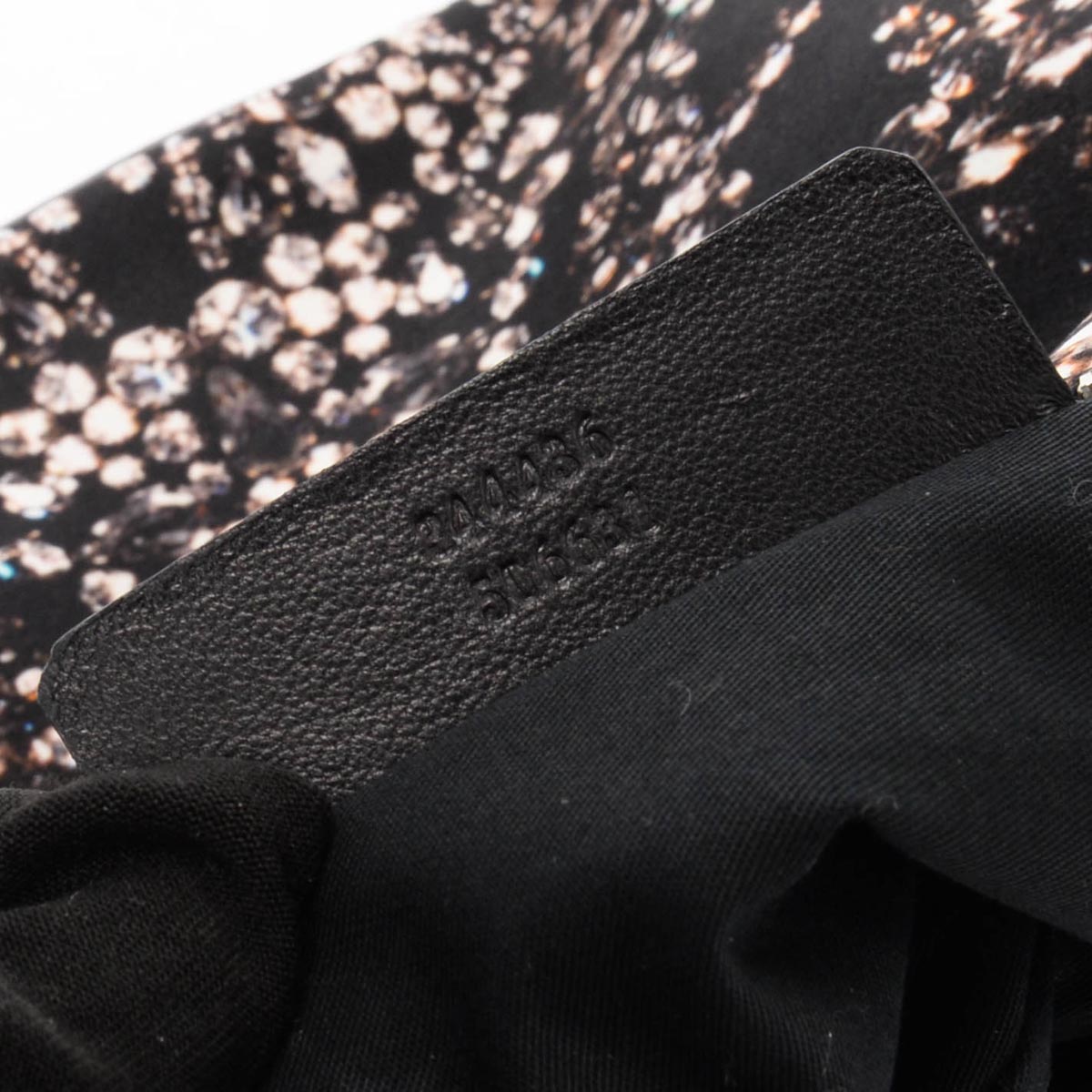 Alexander McQueen Black Satin Jewellery Print De Manta Clutch