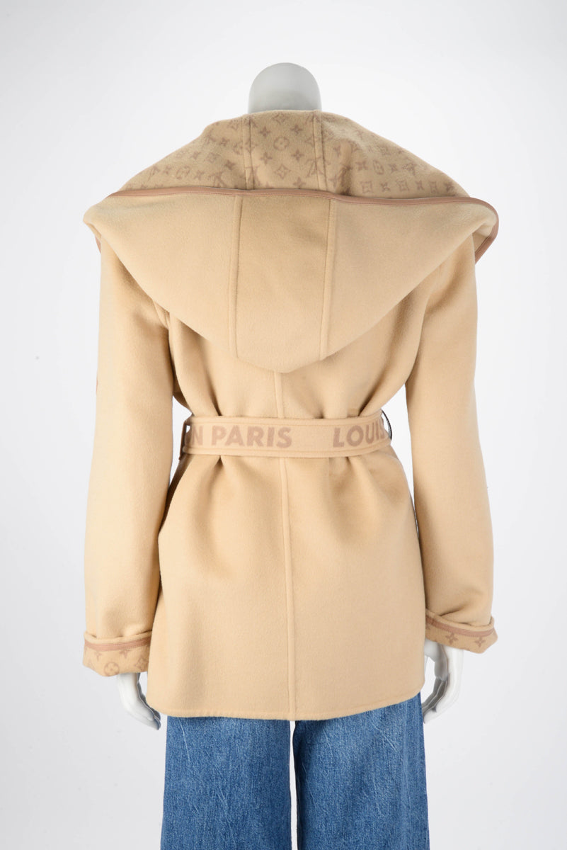 Louis Vuitton Beige Wool Double Face Short Wrap Coat FR 42