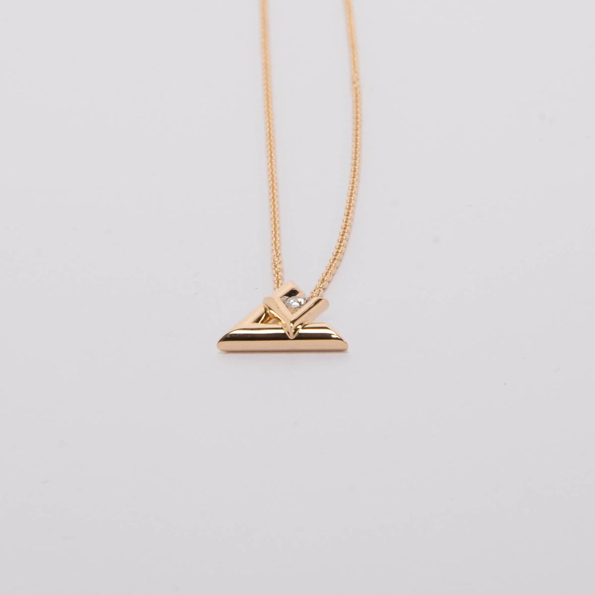 Louis Vuitton Yellow Gold & Diamond Small Volt One Necklace