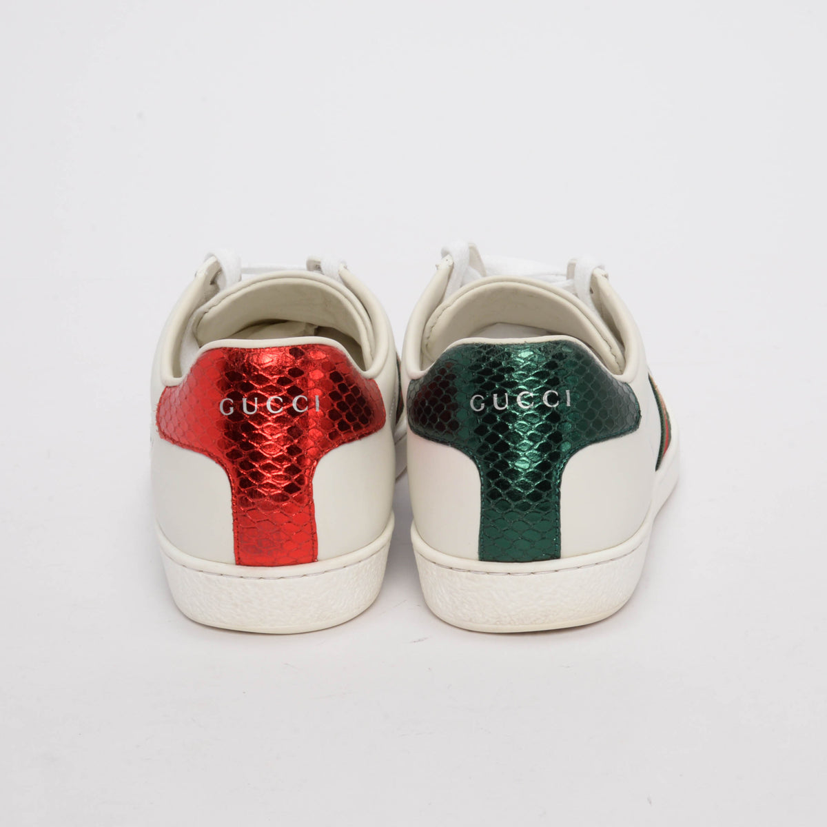 Gucci White Calfskin Bee Embroidered Ace Sneakers 40