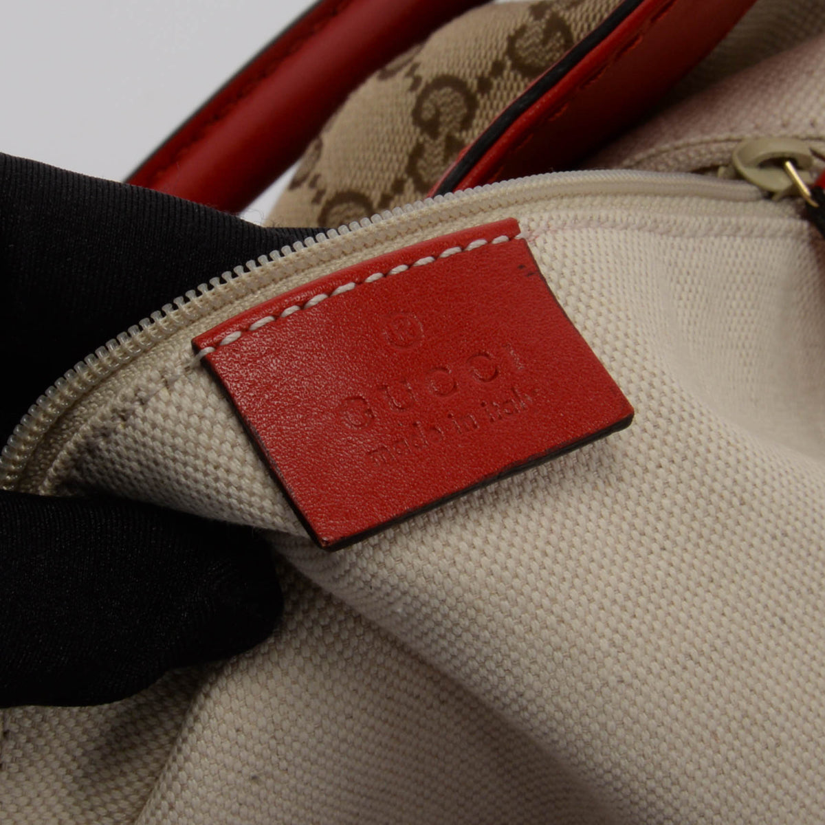 Gucci Beige & Red GG Canvas Sukey Tote