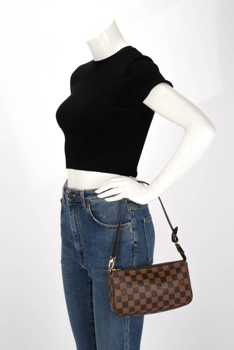 Louis Vuitton Damier Ebene Pochette Accessoires