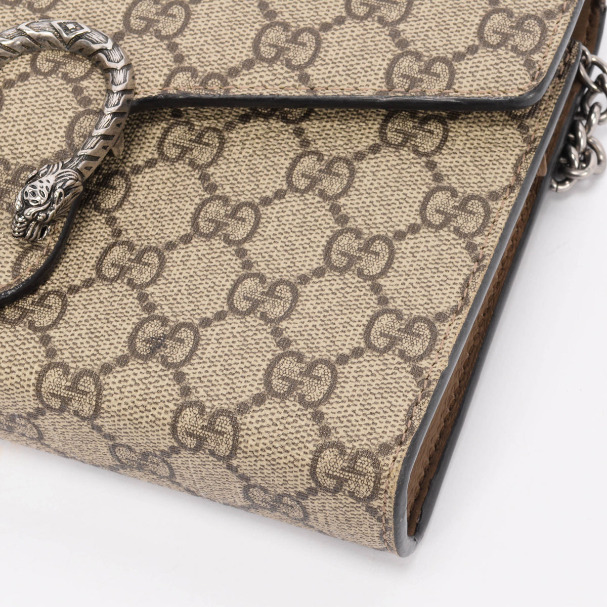 Gucci Beige GG Supreme Dionysus Wallet on Chain