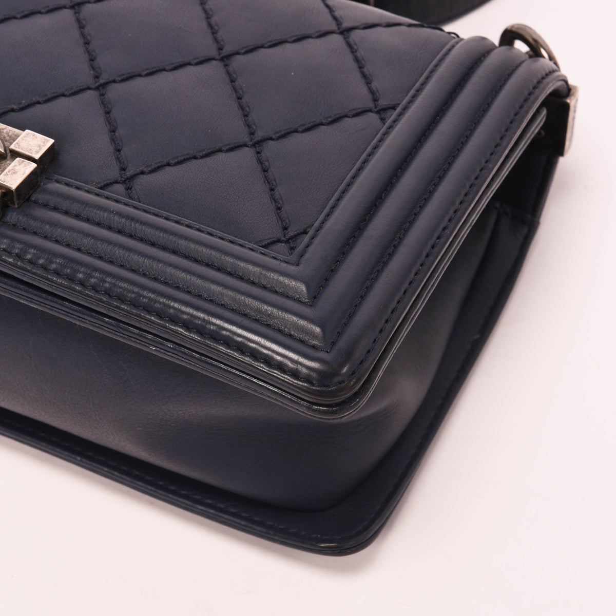 Chanel Navy Calfskin Ultra Stitch Old Medium Boy Bag