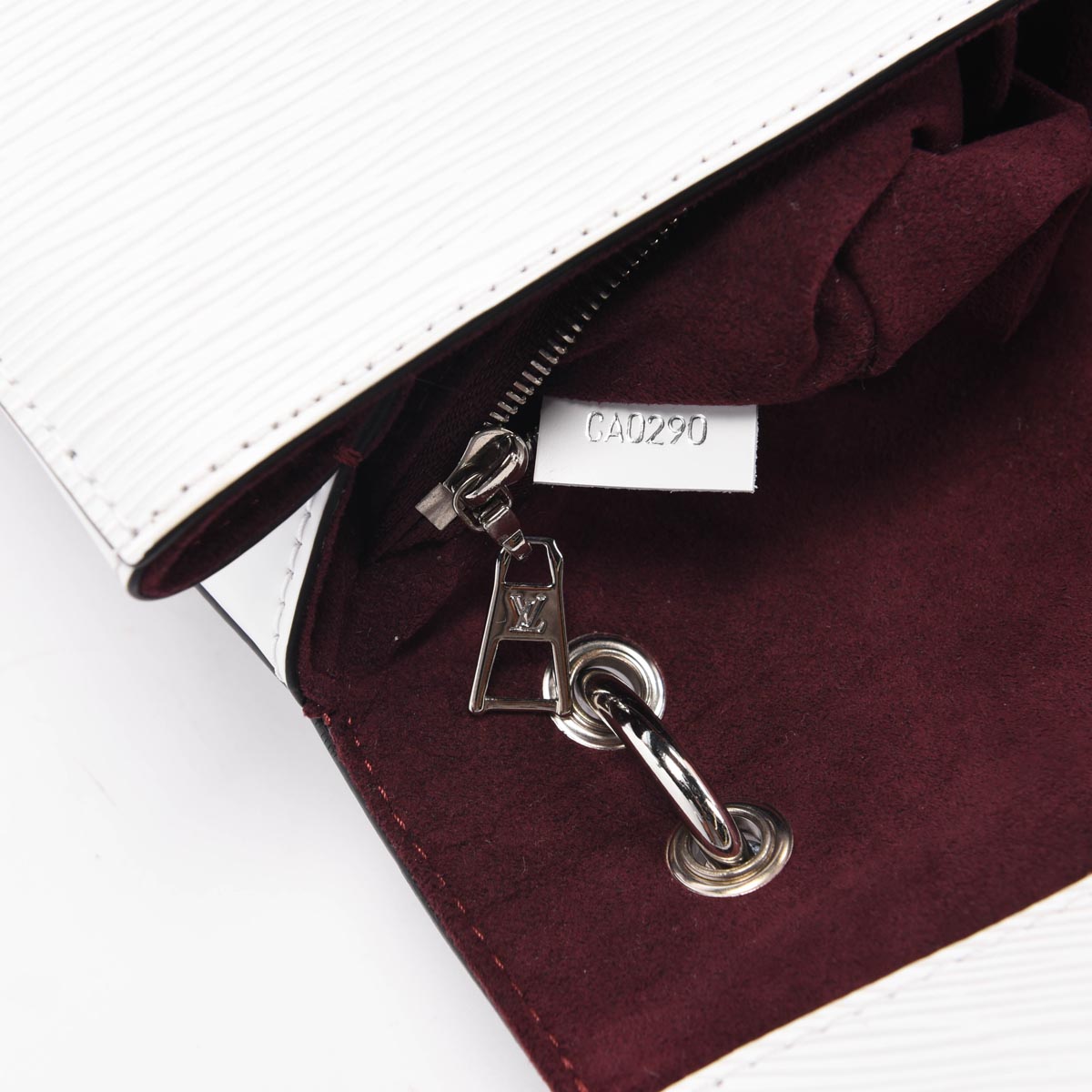 Louis Vuitton White Epi Leather Pochette Grenelle