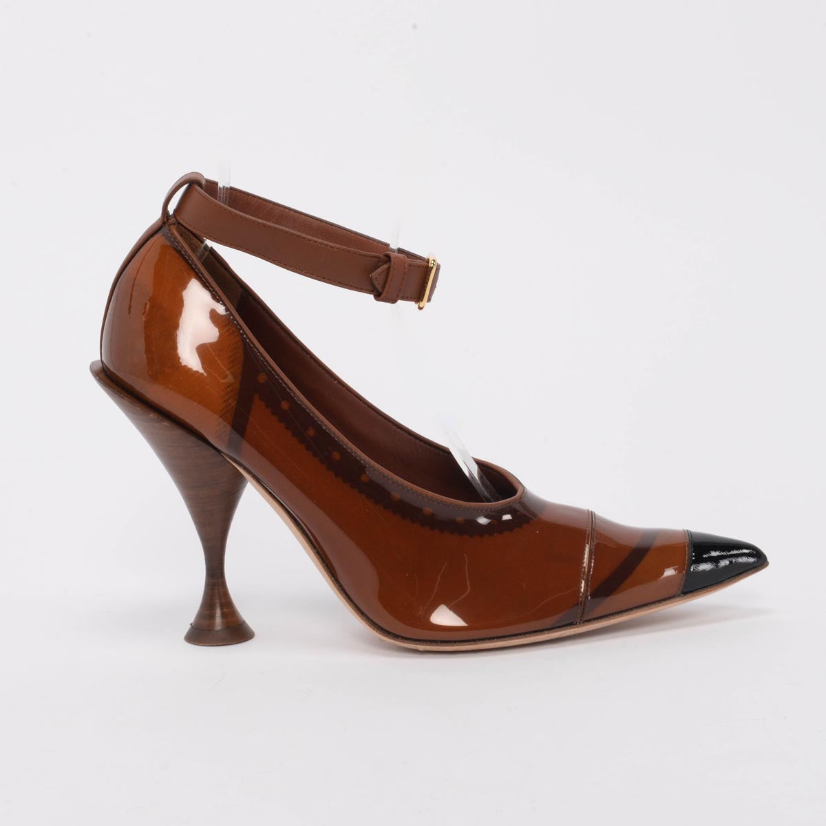 Burberry Burnished Brown Patent Evan Pointed Toe Pumps 39