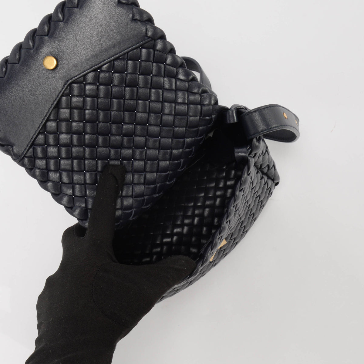 Bottega Veneta Navy Intrecciato Small Cobble Bag