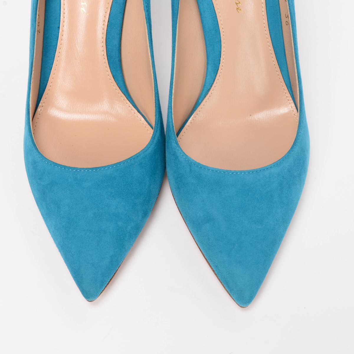 Gianvito Rossi Blue Suede Camoscio Pumps 36