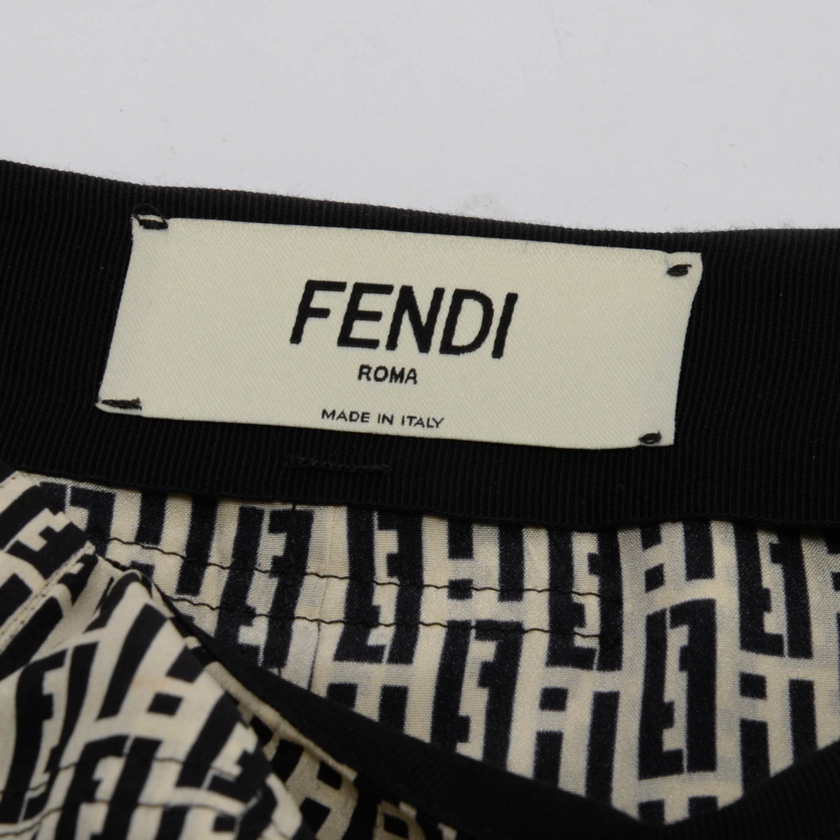 Fendi Black & Ivory Silk FF Print Pleated Skirt IT 36