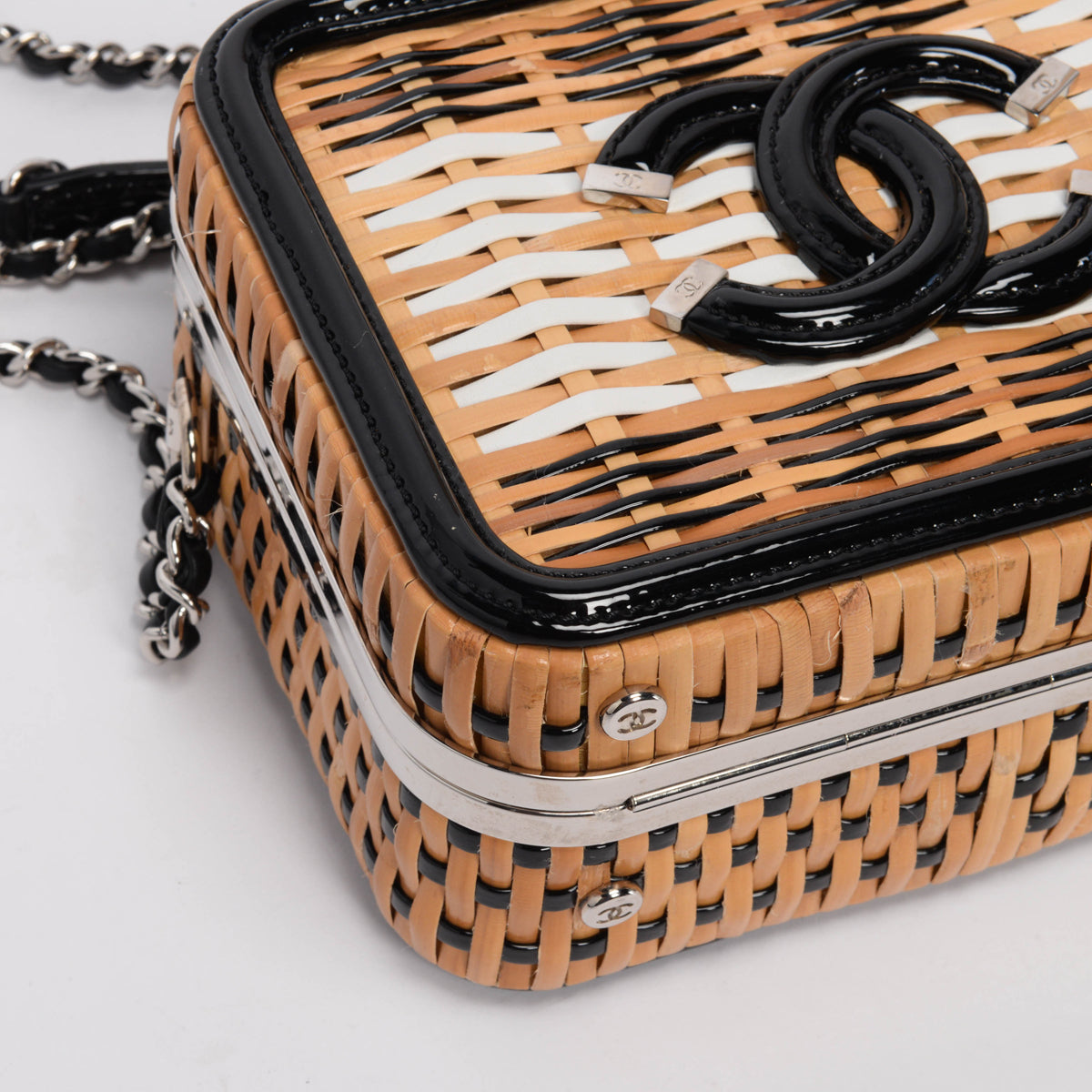 Chanel Natural Rattan Wicker Medium CC Filigree Vanity Case