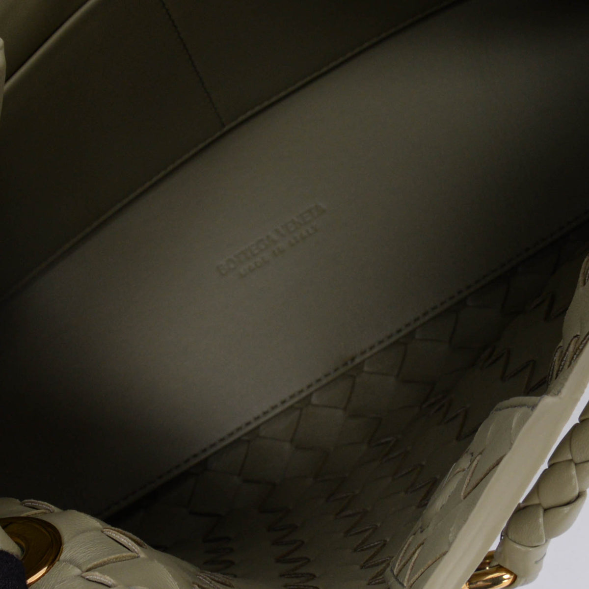 Bottega Veneta Travertine Intrecciato Lambskin Medium Andiamo Tote