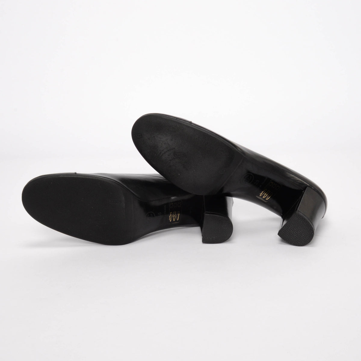 Chanel Vintage Black Lambskin Classic CC Pumps 38