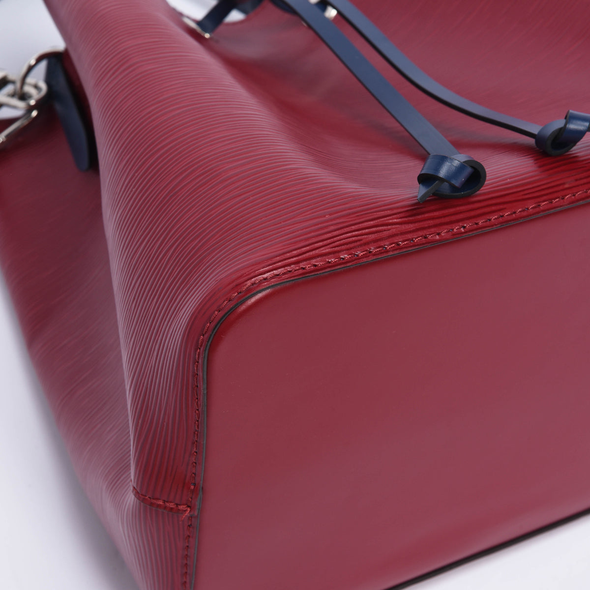 Louis Vuitton Red & Navy Epi Leather NeoNoe MM