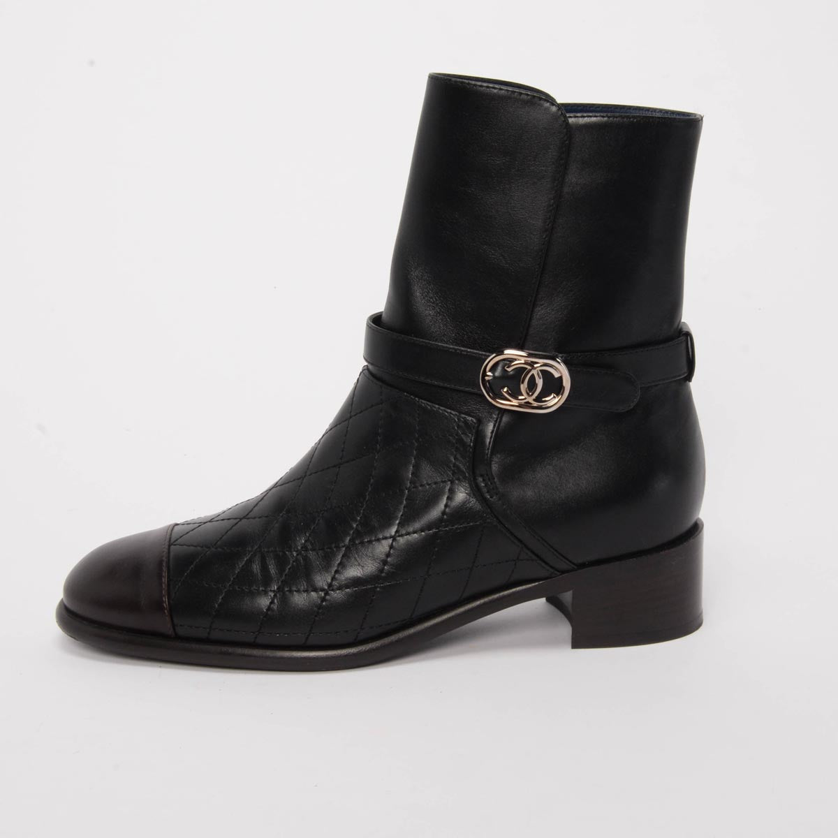 Chanel Black Quilted Calfskin Cap Toe Ankle Boots 38.5