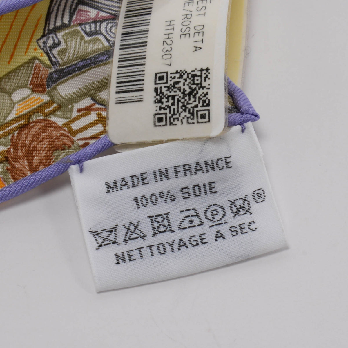Hermes Jaune Super Silk Quest Detail Pocket Square