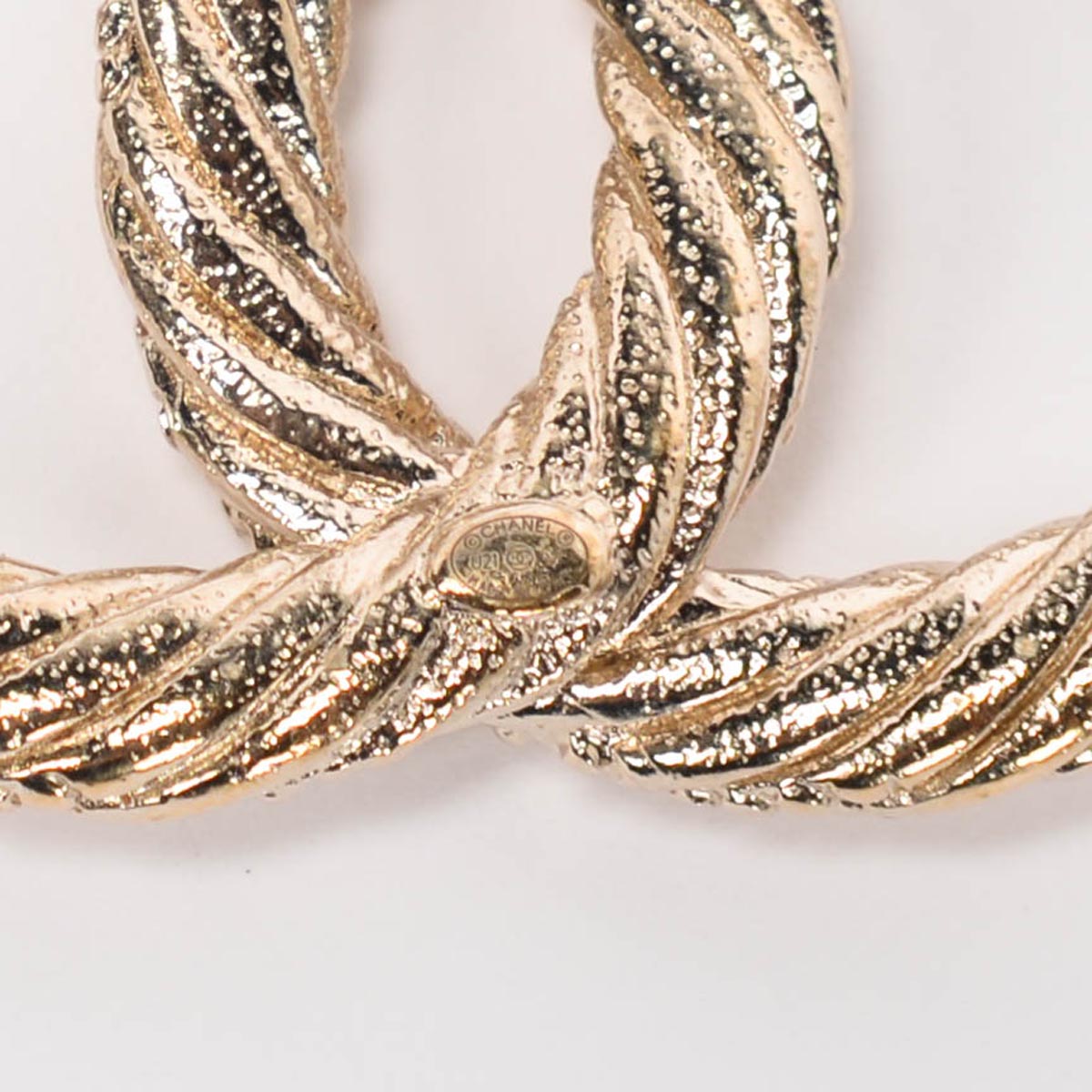 Chanel Light Gold CC Twist Brooch