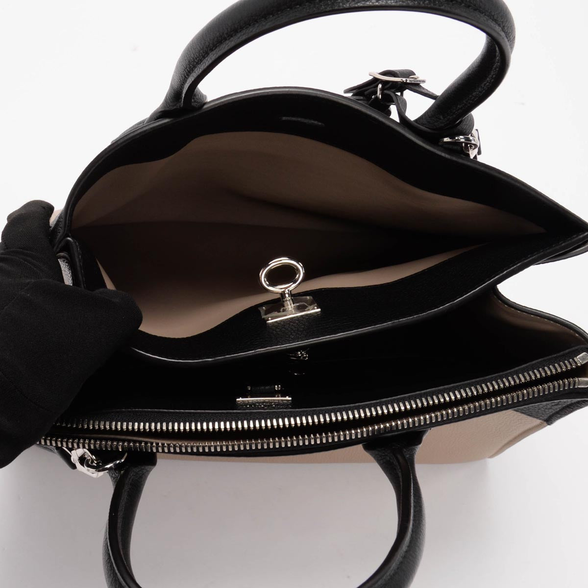 Louis Vuitton Bi-Colour Taurillon City Steamer MM