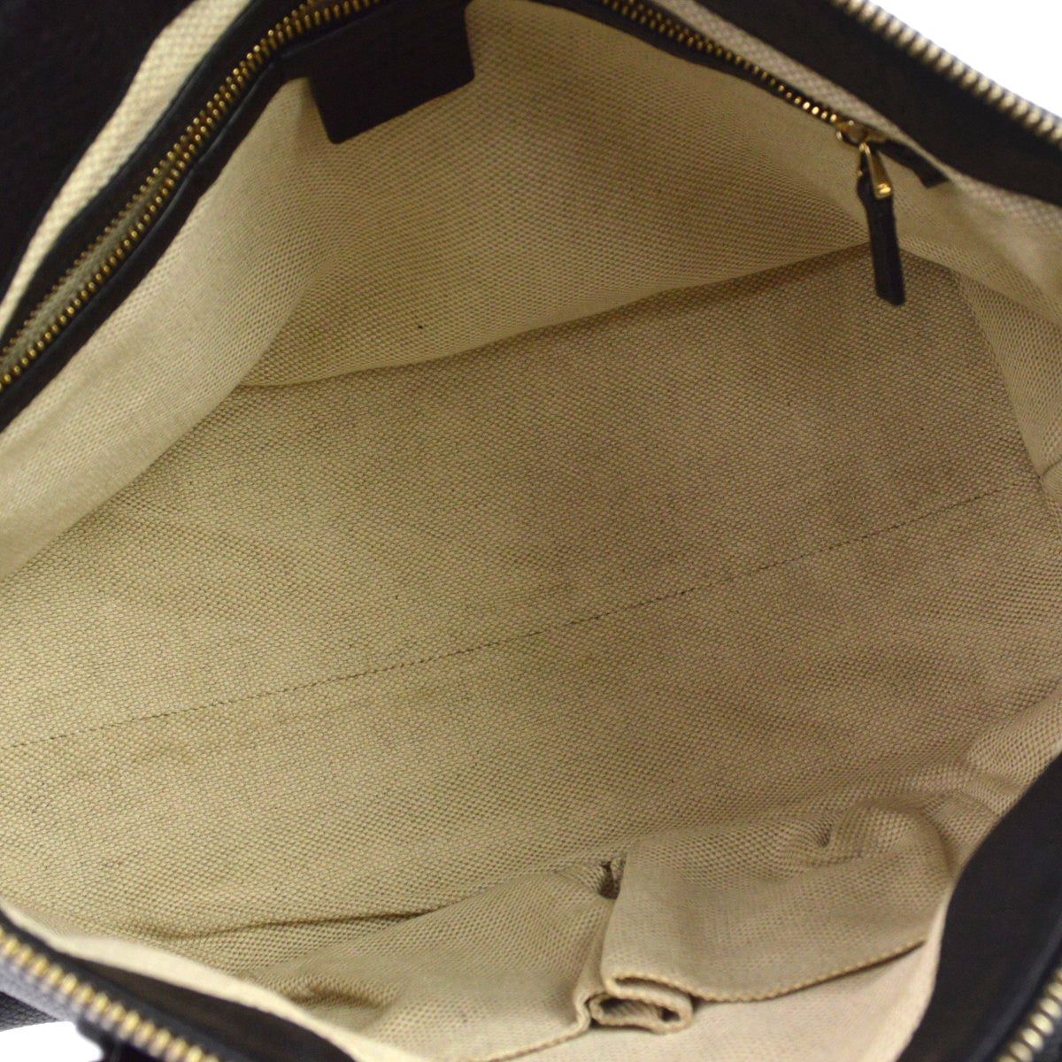 Gucci Black Pebbled Leather Small Soho Top Handle Bag