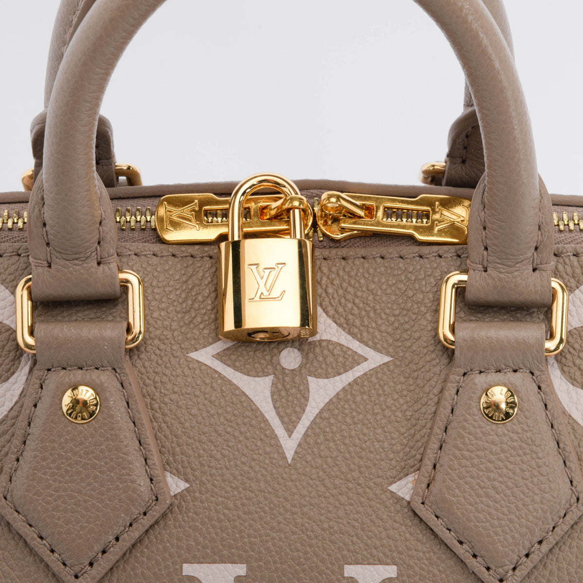 Louis Vuitton Tourterelle & Creme Empreinte Speedy Bandouliere 20