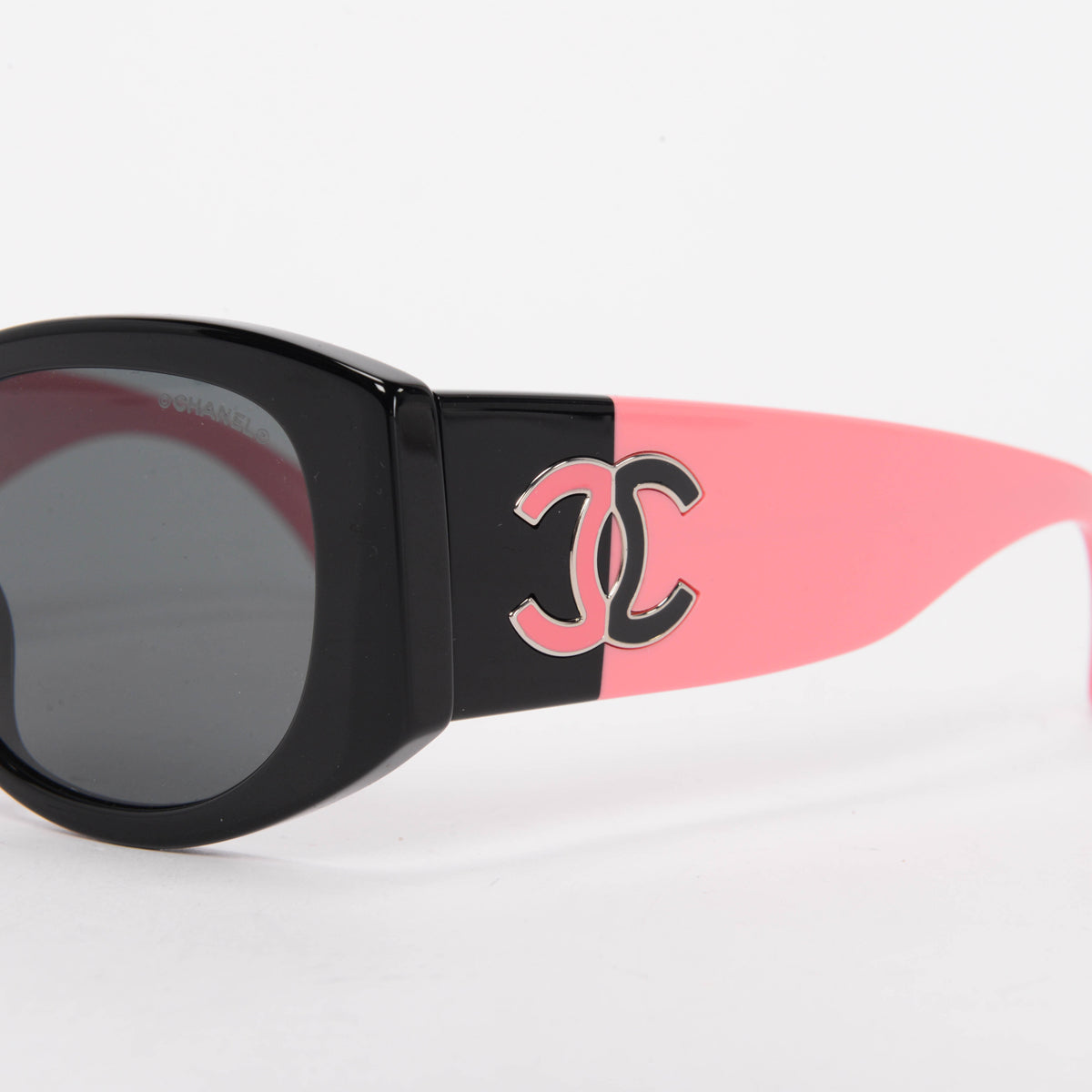 Chanel Black & Pink Acetate CC Oval Sunglasses