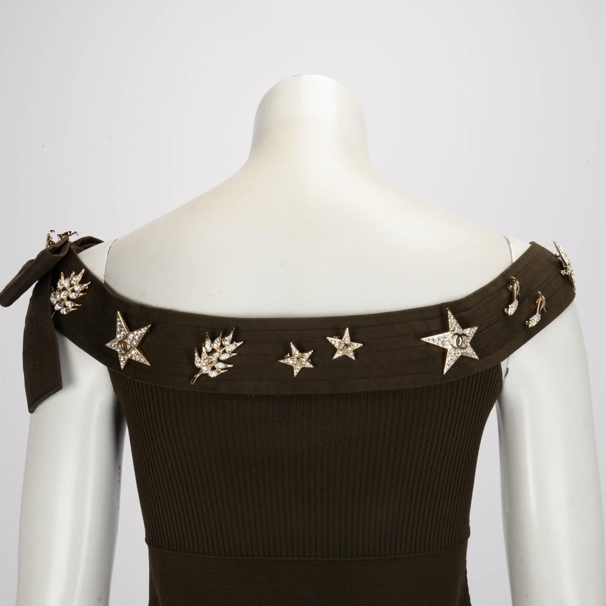 Chanel Khaki Knitted Brooches Dress FR 40