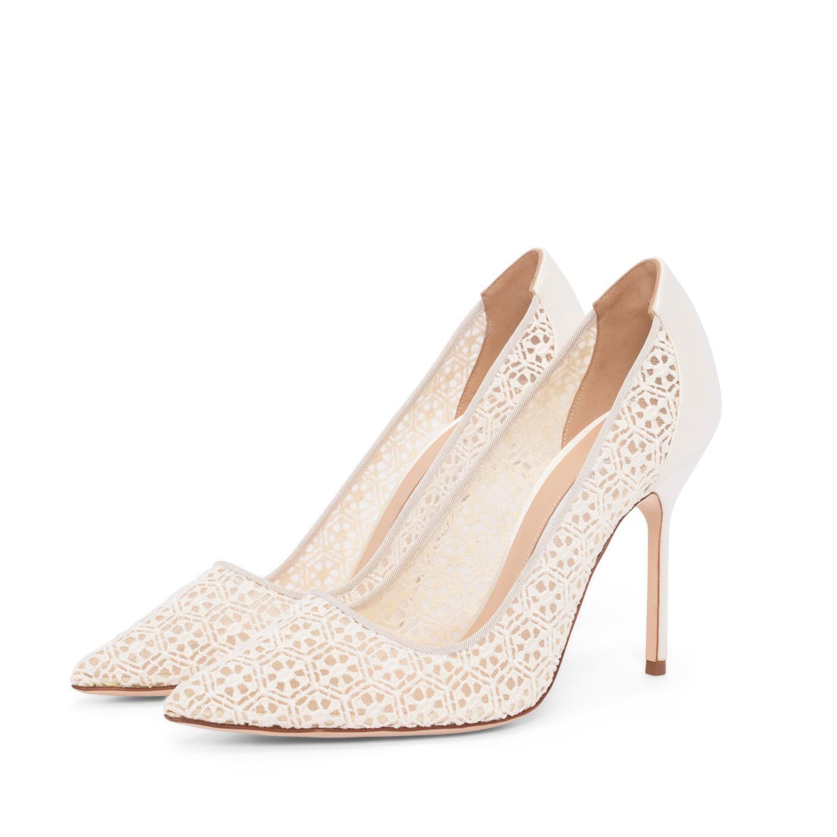 Manolo Blahnik White Lace & Satin Tora Pumps 37.5