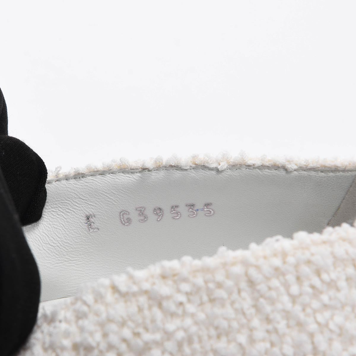 Chanel White Boucle Kitten Heel Pumps 36.5