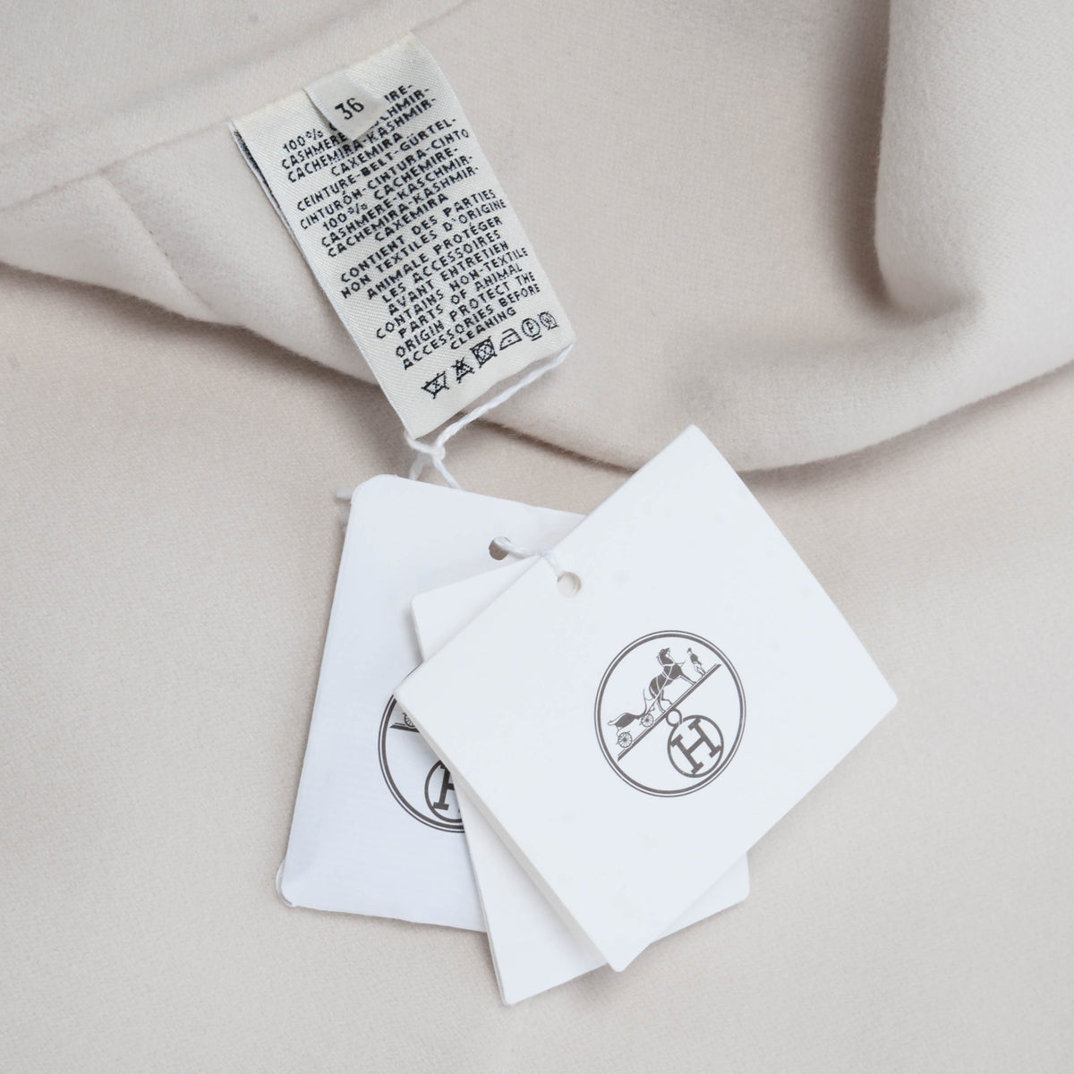 Hermes Blanc Poros Cashmere Sleeveless Coat FR 36