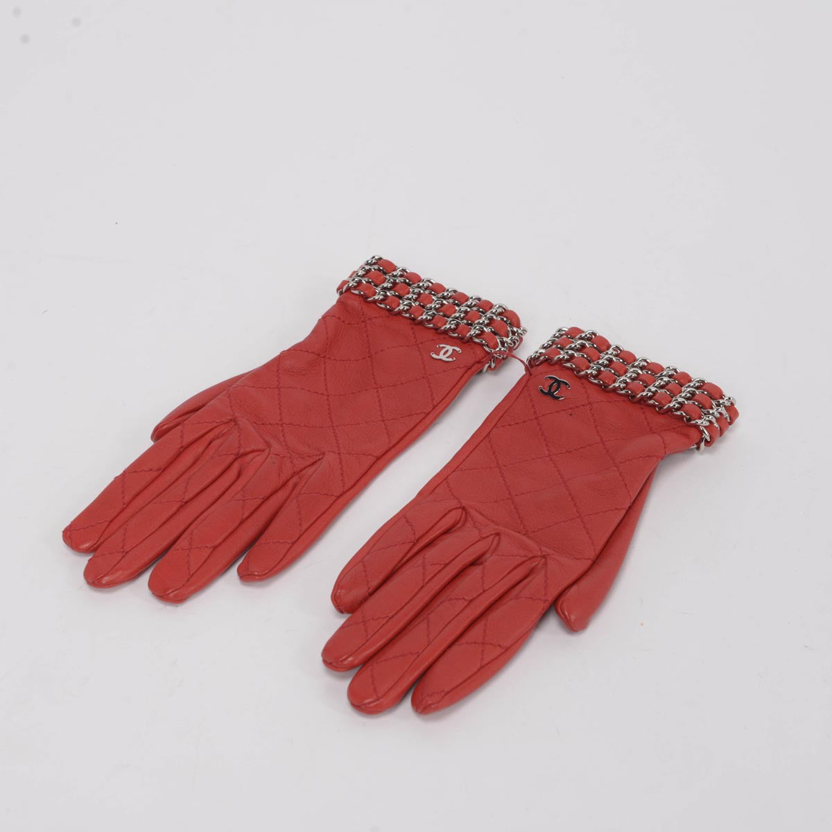 Chanel Red Quilted Lambskin CC Chain Gloves