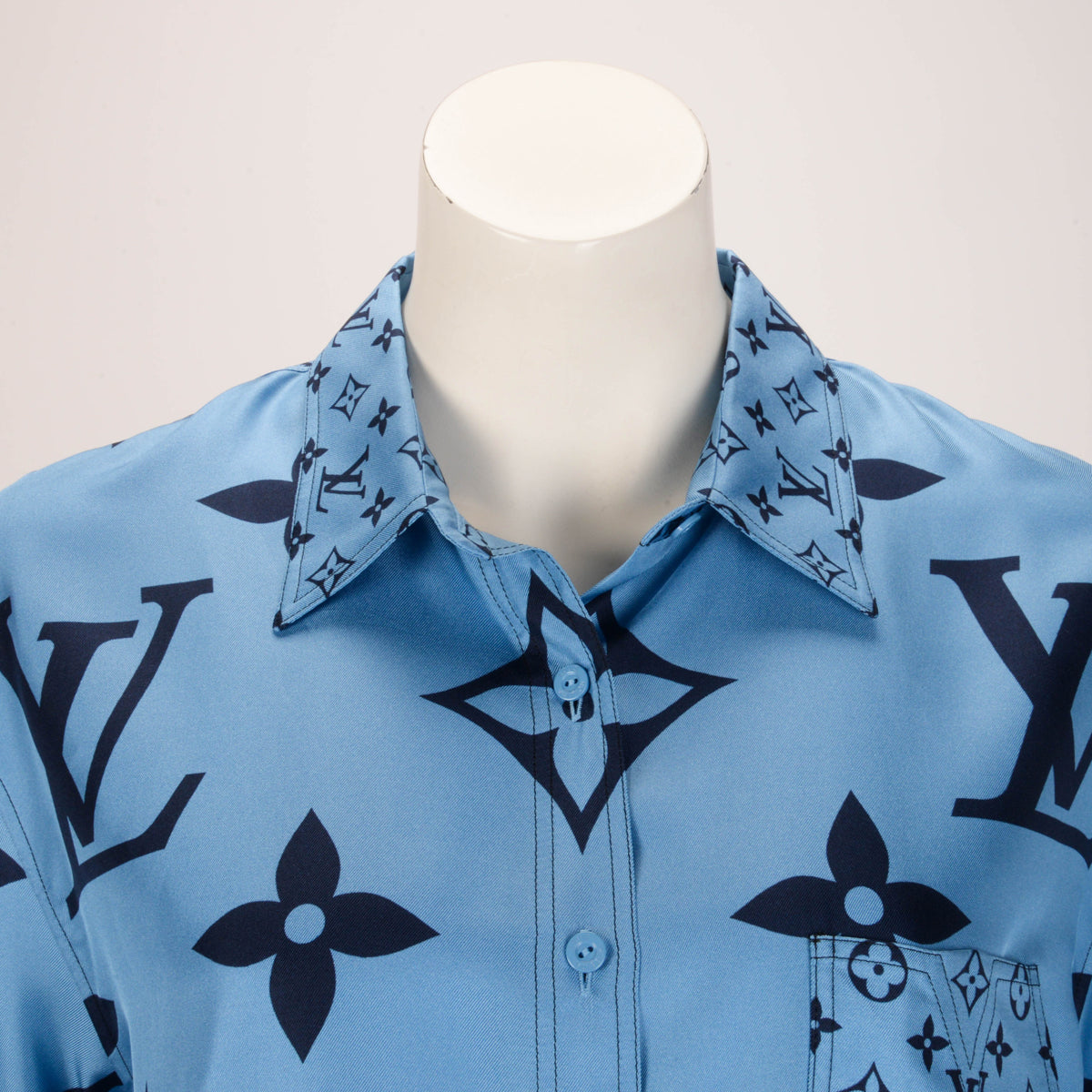 Louis Vuitton Bleu Ciel Monogram Silk Patch Pocket Shirt FR 42