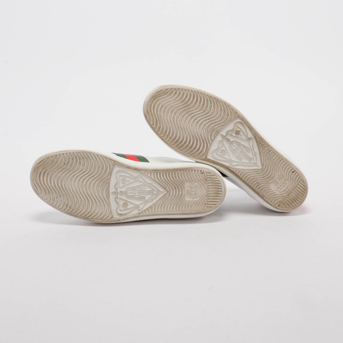 Gucci White Calfskin Bee Embroidered Ace Sneakers 36