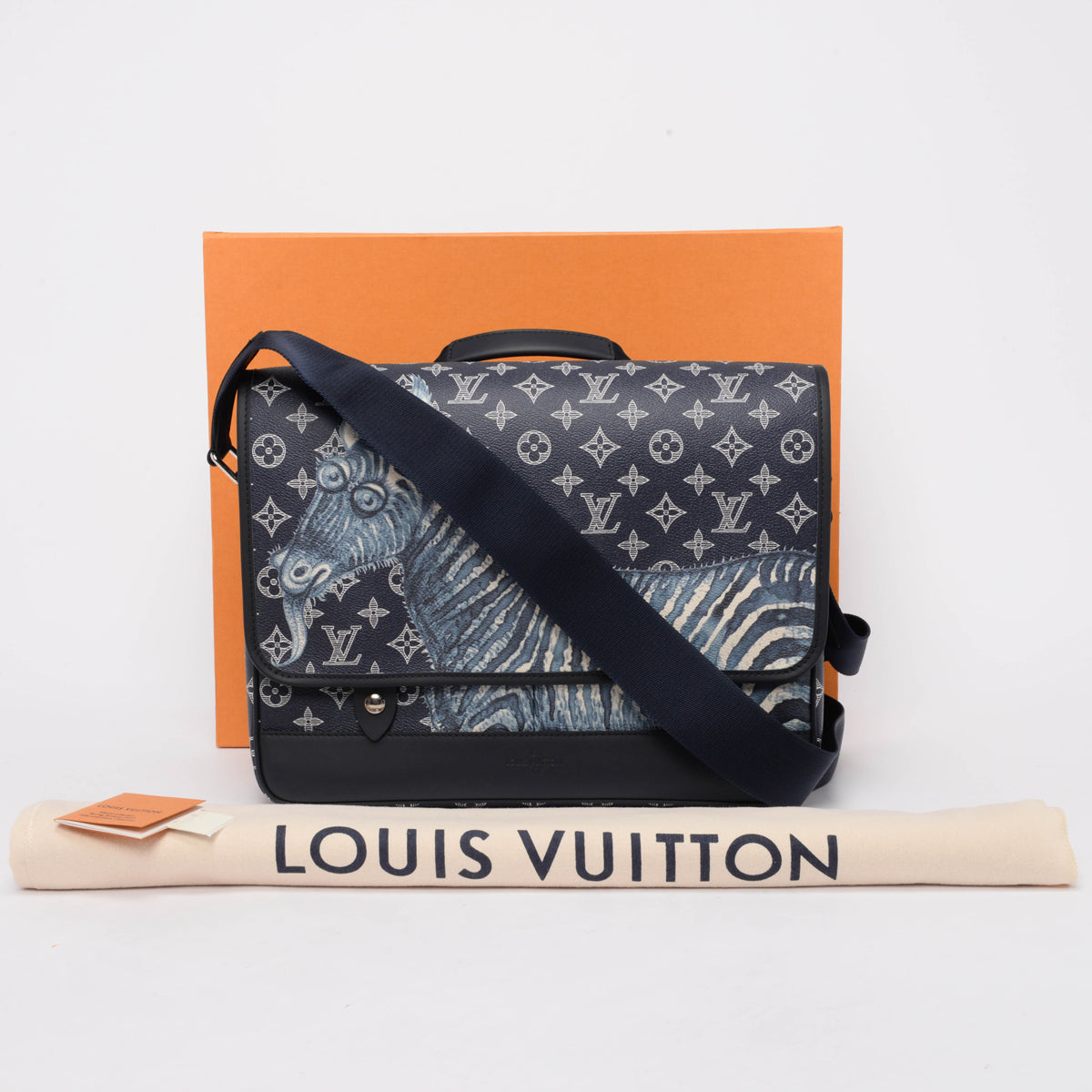 Louis Vuitton Savane Monogram Chapman Brothers Messenger GM