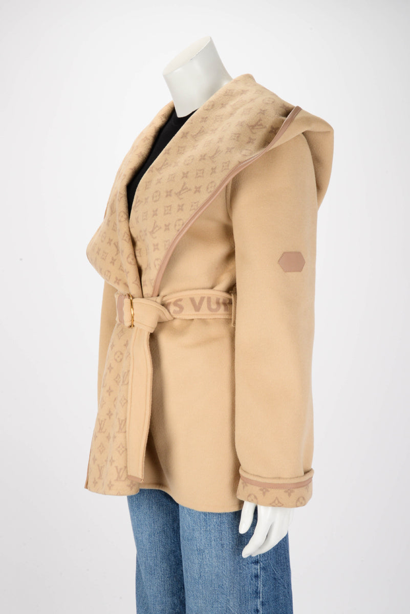 Louis Vuitton Beige Wool Double Face Short Wrap Coat FR 42