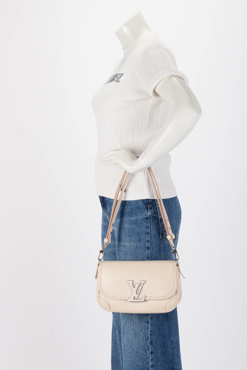 Louis Vuitton Quartz Epi Leather Buci Bag