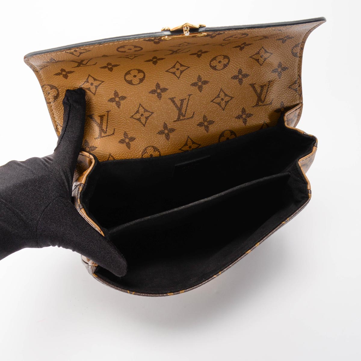 Louis Vuitton Reverse Monogram Pochette Metis