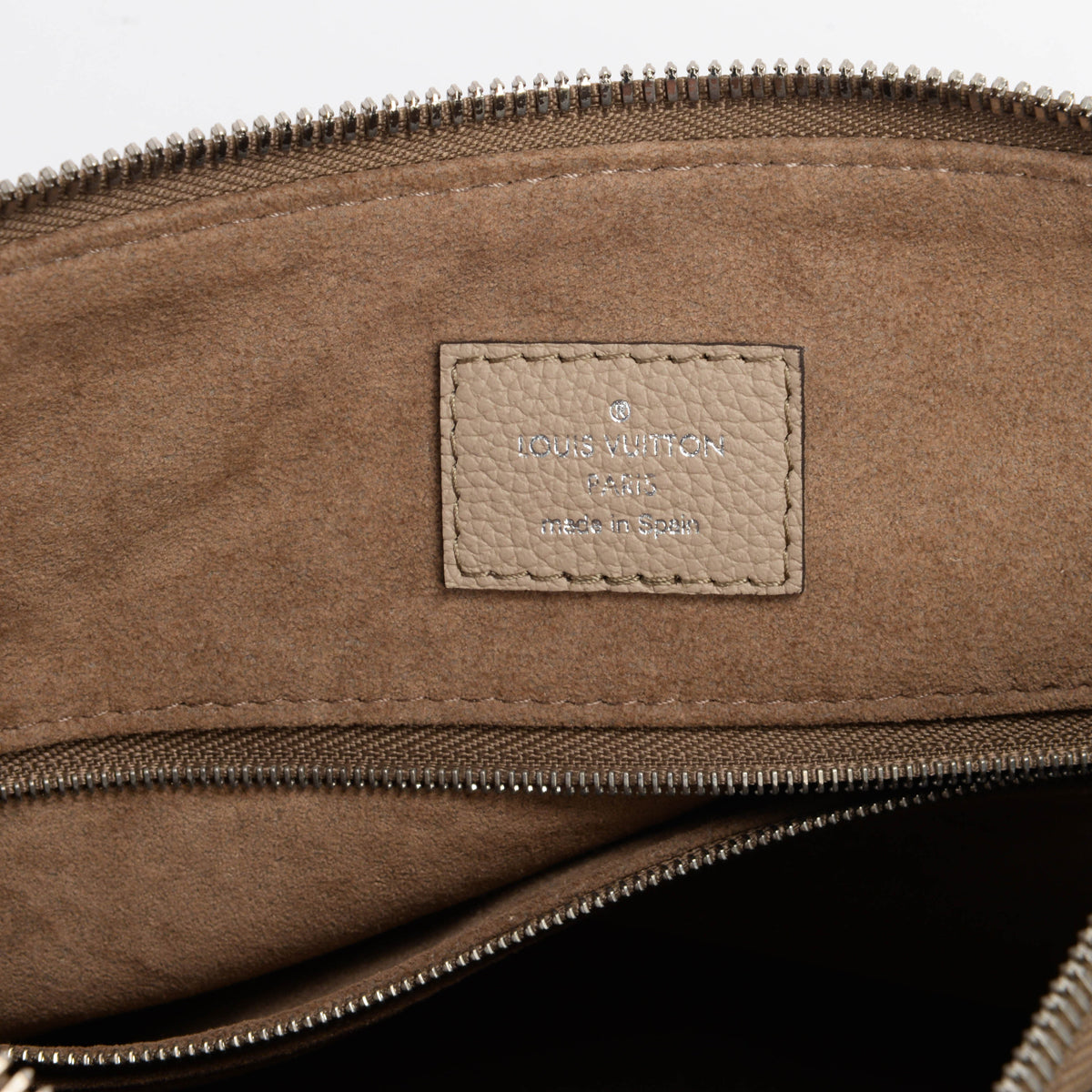 Louis Vuitton Galet Mahina Beaubourg Hobo MM