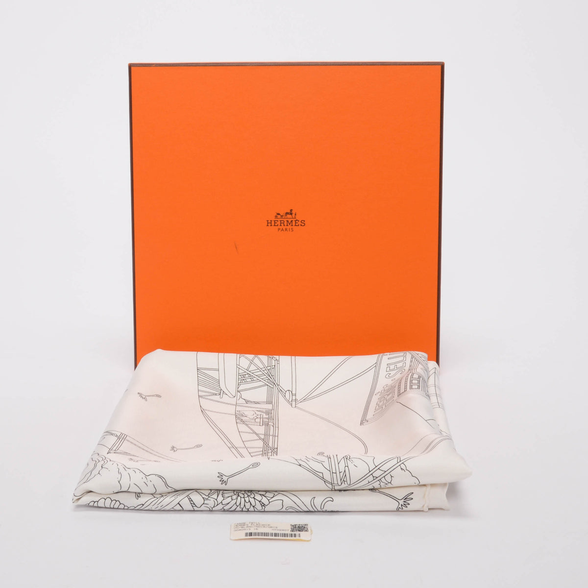 Hermes Blanc Silk Hermes Flagship Scarf