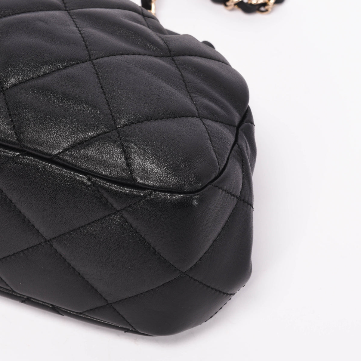 Chanel Black Quilted Lambskin CC Kisslock Clutch