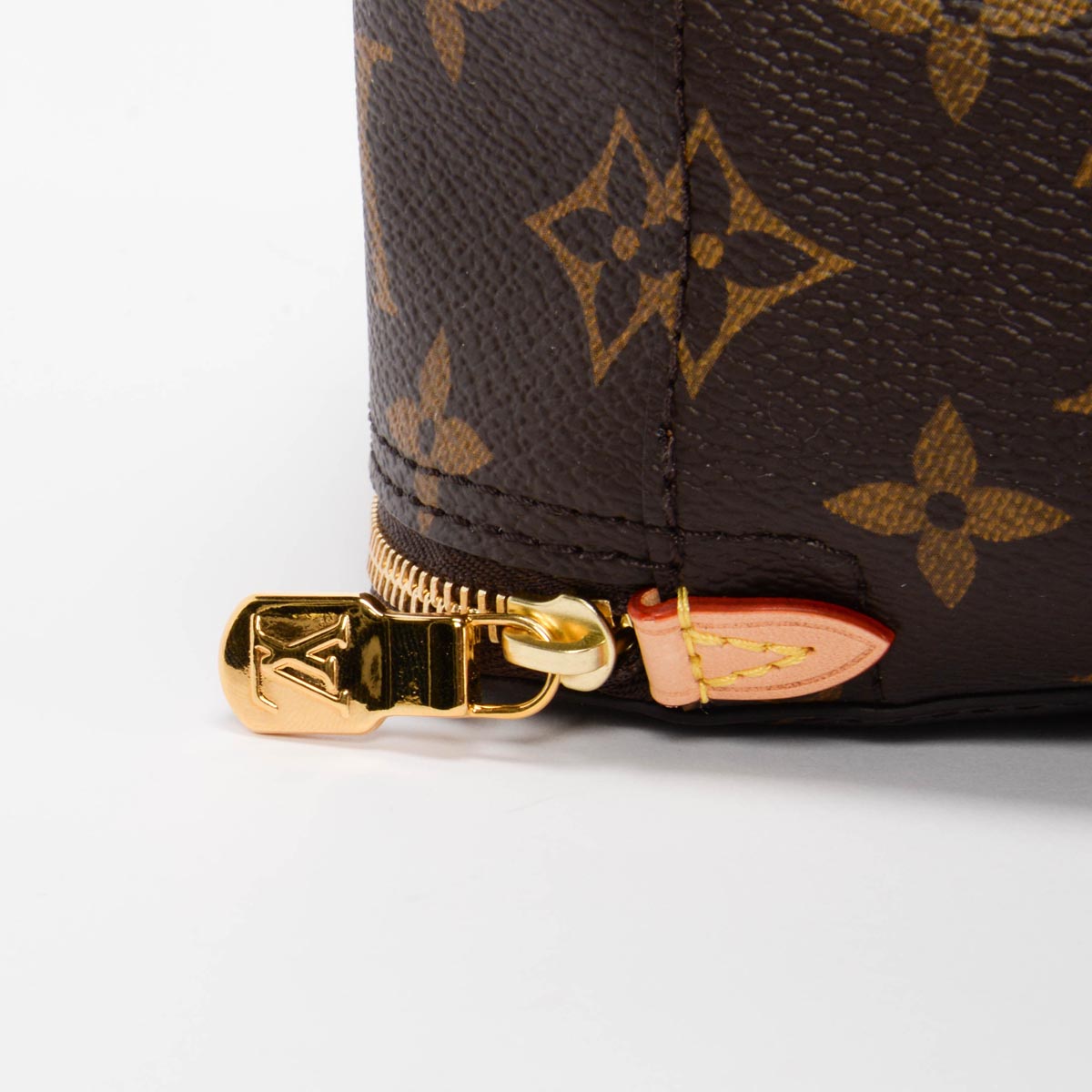 Louis Vuitton Monogram Canvas Packing Cube MM