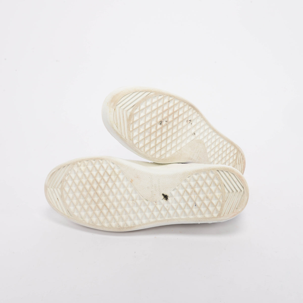 Louis Vuitton White Embossed Monogram Calfskin Luxembourg Sneakers 41.5