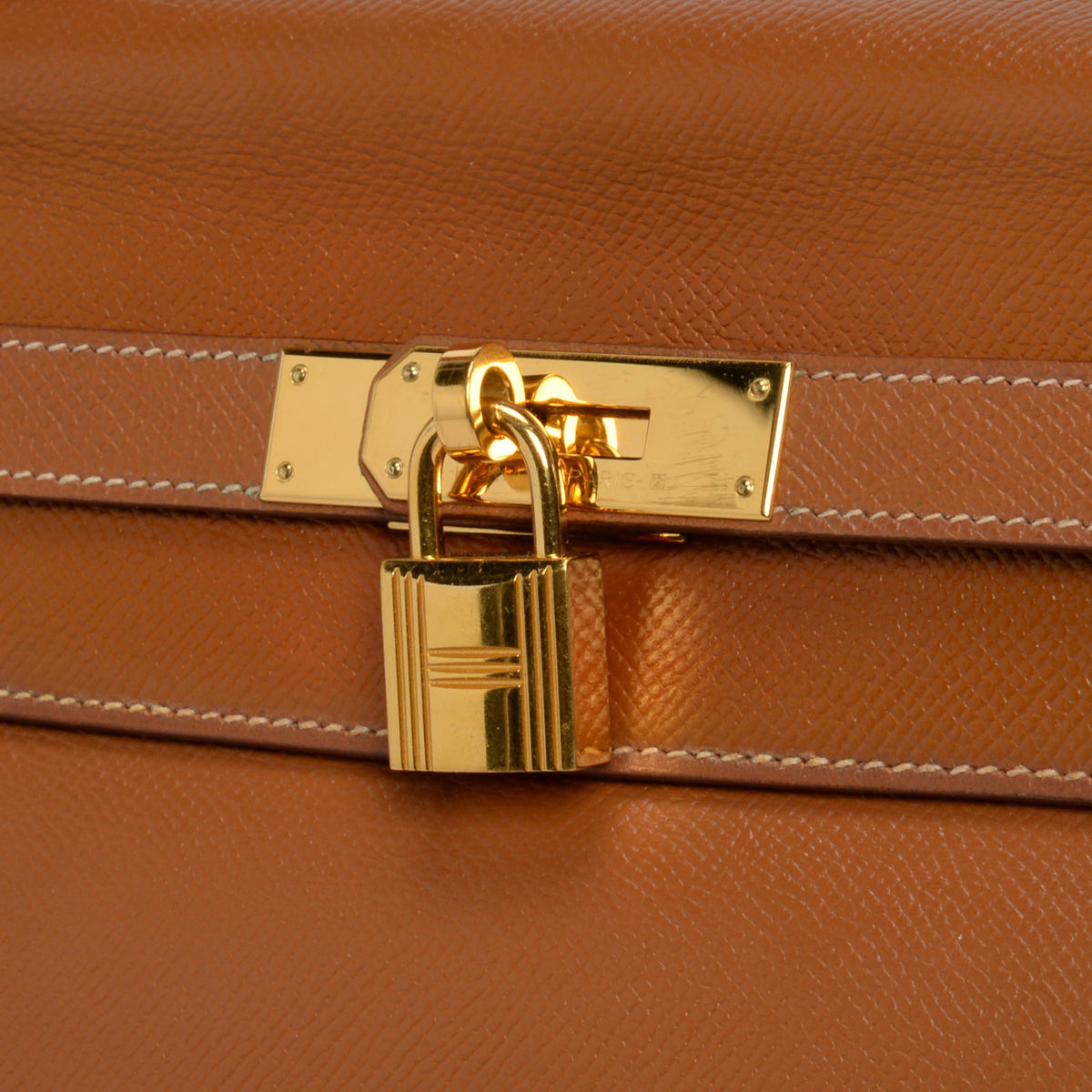 Hermes Vintage Gold Courchevel Kelly 35 GHW
