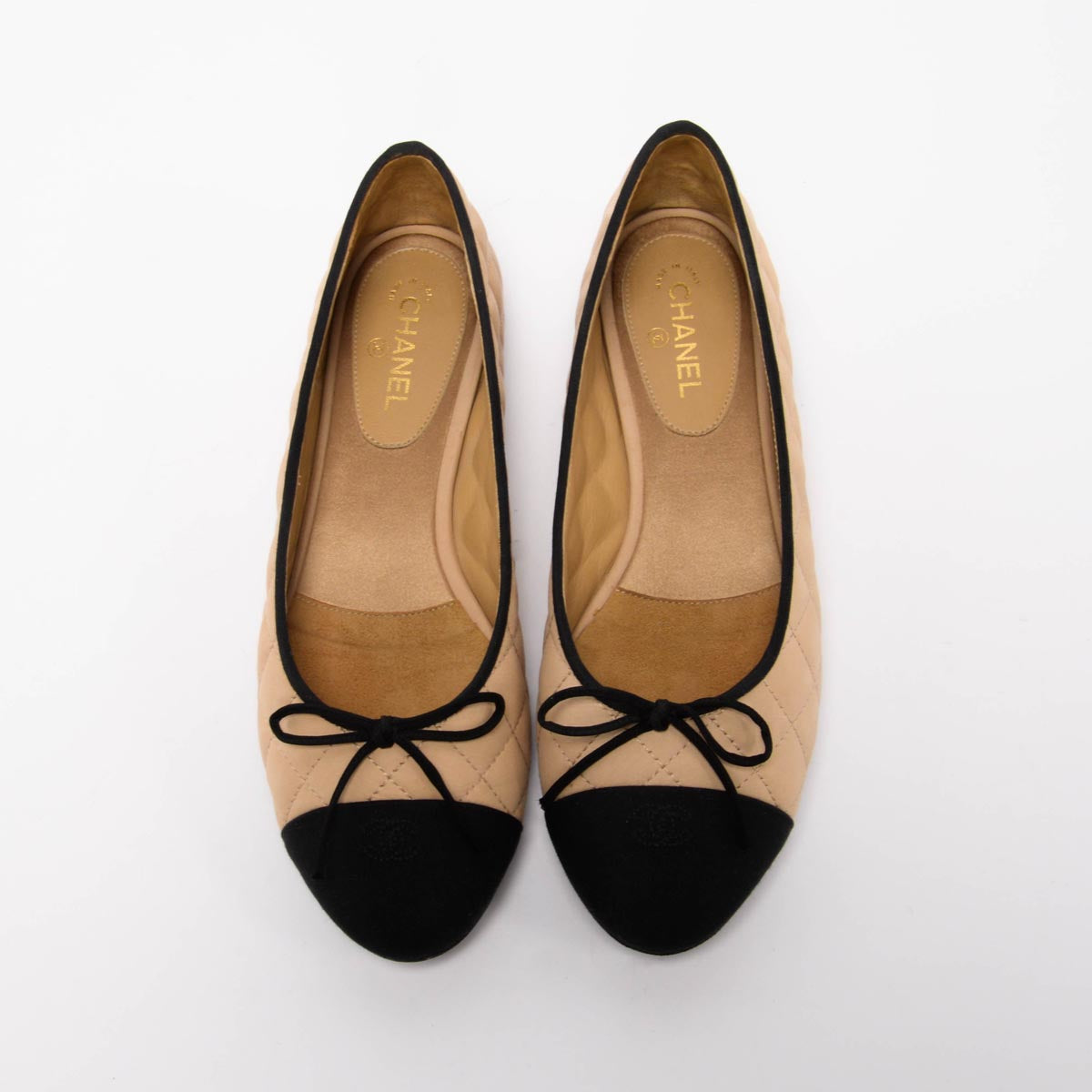 Chanel Beige & Black Quilted CC Ballet Flats 35.5