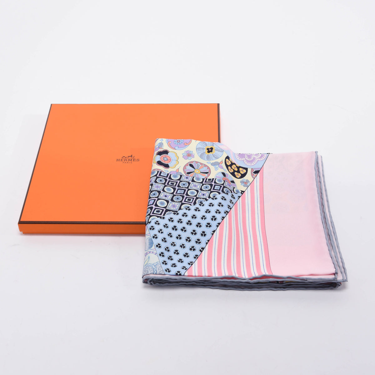 Hermes Rose Pale Silk L'Art Du Sarasa Scarf